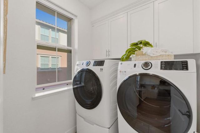 1065 Darwin Terrace 3, Sunnyvale, CA 94085