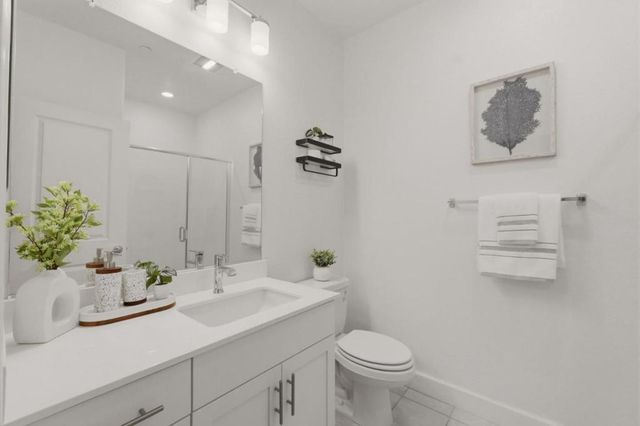 1065 Darwin Terrace 3, Sunnyvale, CA 94085