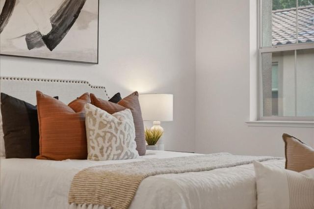 1065 Darwin Terrace 3, Sunnyvale, CA 94085