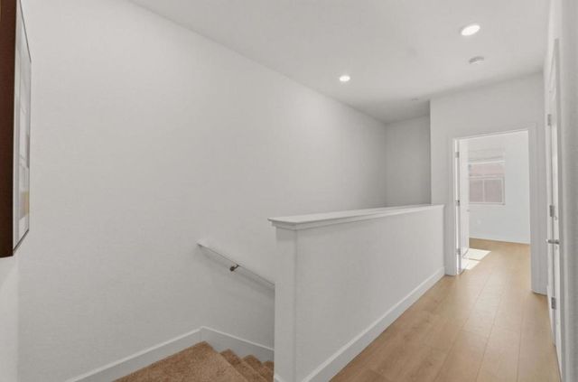 1065 Darwin Terrace 3, Sunnyvale, CA 94085