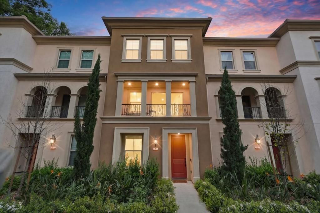 1065 Darwin Terrace 3, Sunnyvale, CA 94085