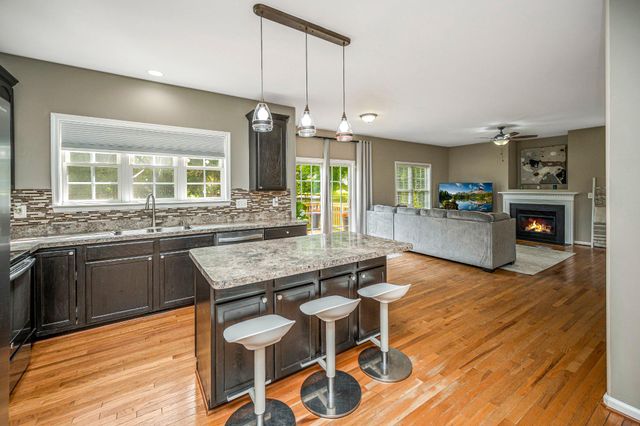 2814 ANGELA CT, Fredericksburg, VA 22408