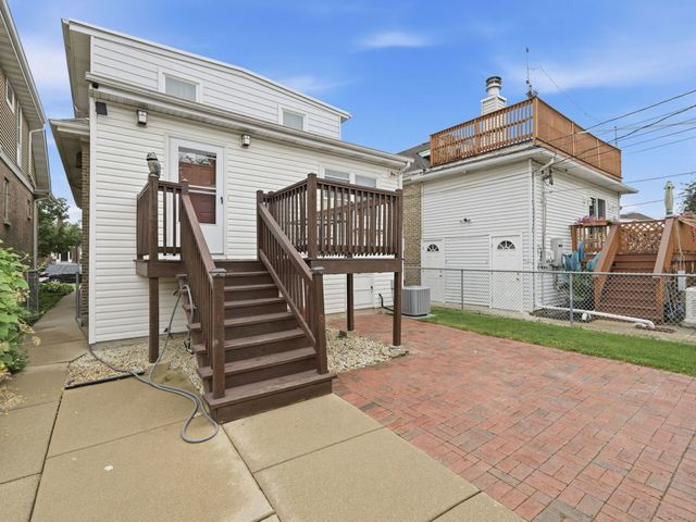 3110 N 76th Court, Elmwood Park, IL 60707