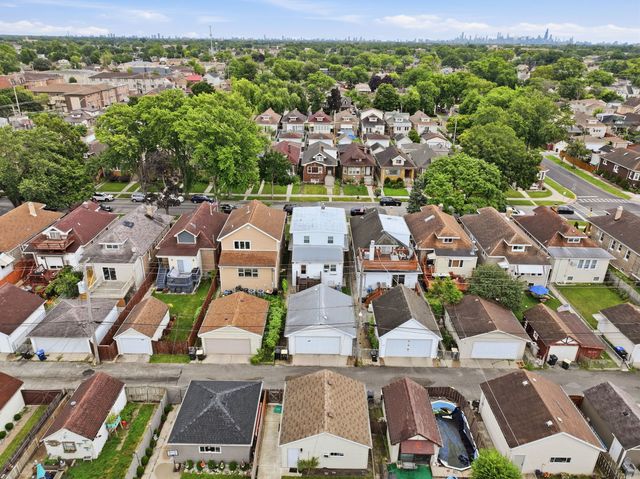 3110 N 76th Court, Elmwood Park, IL 60707