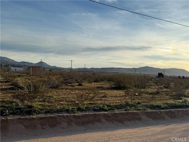 25733 Lancelet, Apple Valley, CA 92307