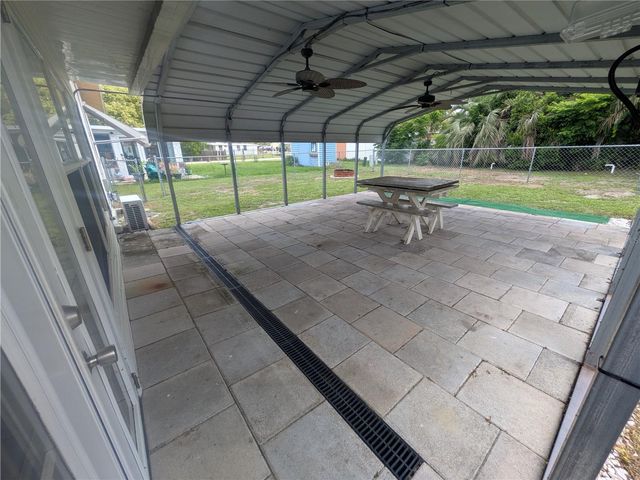 6212 18TH STREET, Zephyrhills, FL 33542