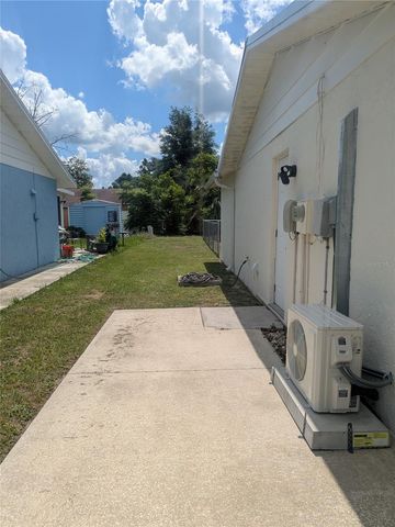 6212 18TH STREET, Zephyrhills, FL 33542