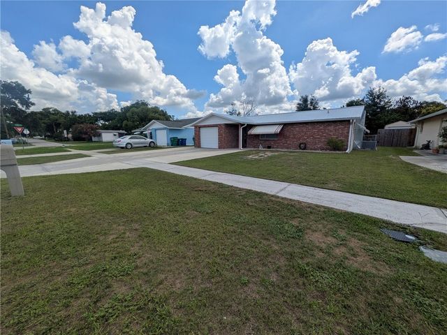 6212 18TH STREET, Zephyrhills, FL 33542