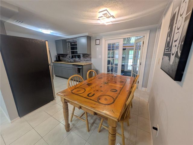 6212 18TH STREET, Zephyrhills, FL 33542