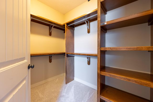 2414 E Academy, Ozark, MO 65721