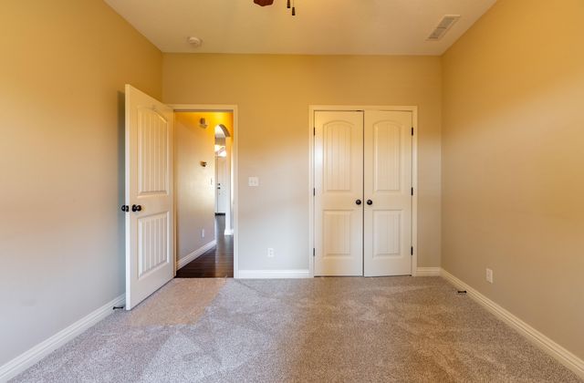 2414 E Academy, Ozark, MO 65721