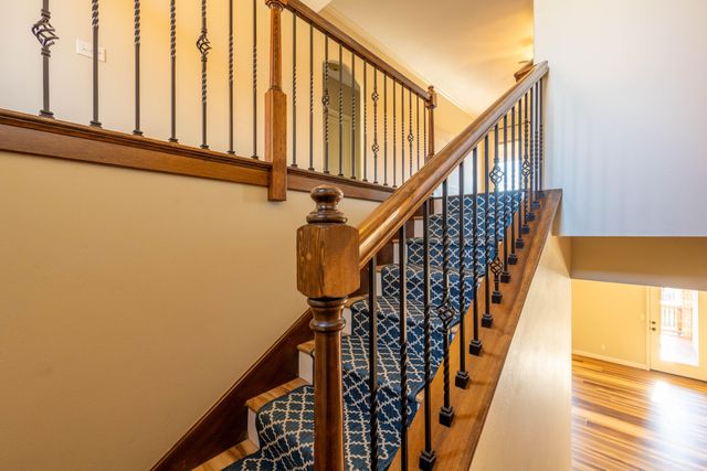 2414 E Academy, Ozark, MO 65721