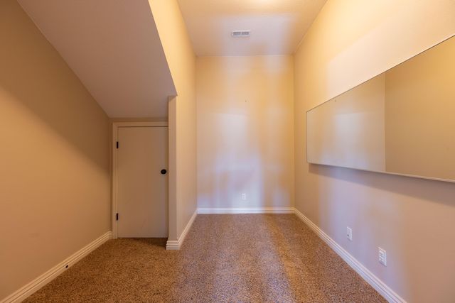 2414 E Academy, Ozark, MO 65721