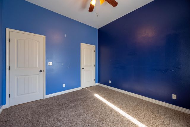 2414 E Academy, Ozark, MO 65721