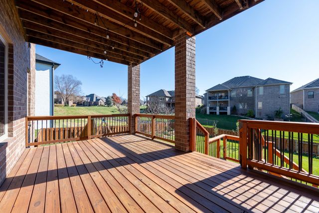 2414 E Academy, Ozark, MO 65721