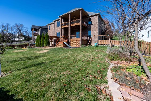 2414 E Academy, Ozark, MO 65721