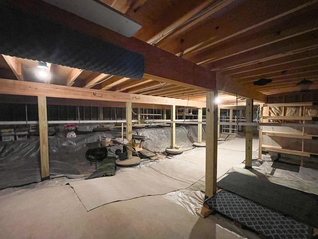 2414 E Academy, Ozark, MO 65721