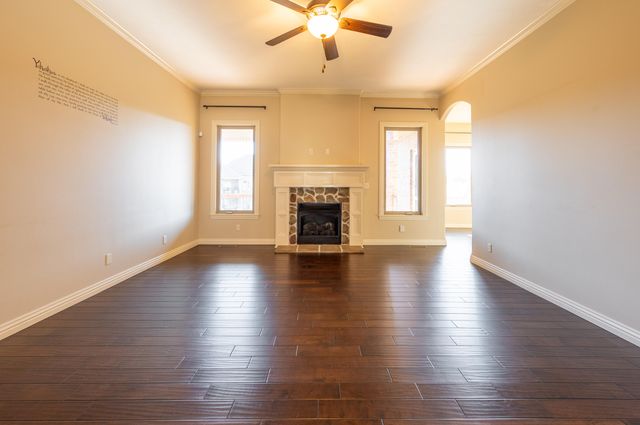 2414 E Academy, Ozark, MO 65721