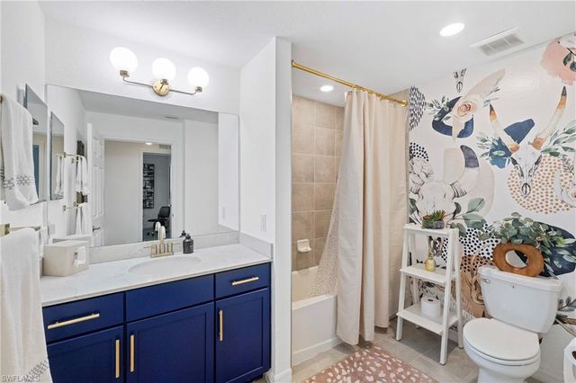 2373 Anguilla DR # 101, Naples, FL 34120