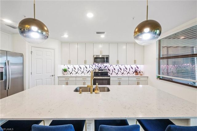 2373 Anguilla DR # 101, Naples, FL 34120