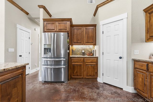 315 Lobo, Lone Grove, OK 73443