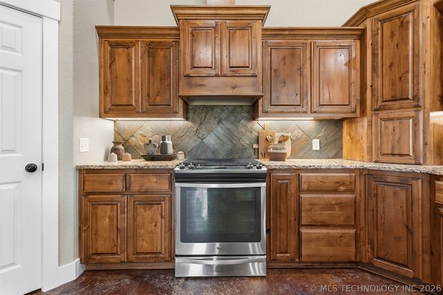 315 Lobo, Lone Grove, OK 73443