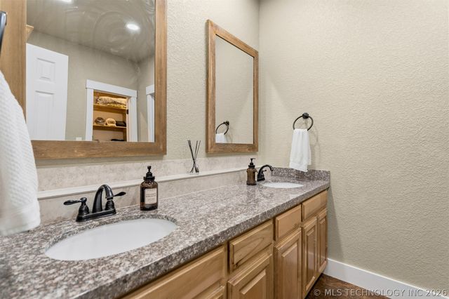 315 Lobo, Lone Grove, OK 73443