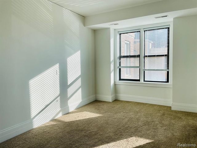 2900 E Jefferson Avenue B1, Detroit, MI 48207