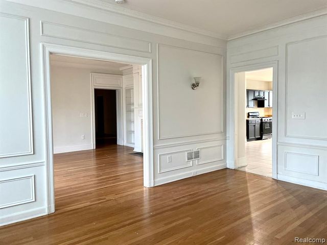2900 E Jefferson Avenue B1, Detroit, MI 48207