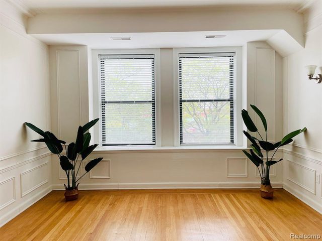 2900 E Jefferson Avenue B1, Detroit, MI 48207