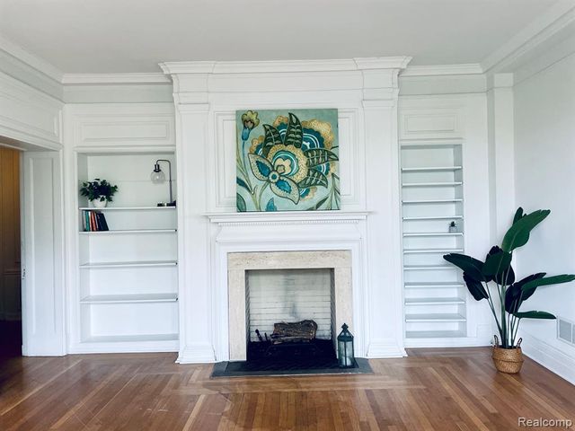 2900 E Jefferson Avenue B1, Detroit, MI 48207