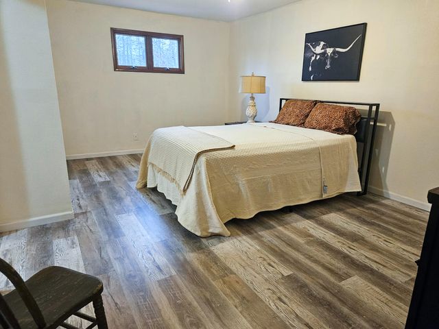 21371 Howell Road, Mountain View, MO 65548