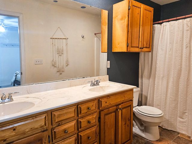 21371 Howell Road, Mountain View, MO 65548