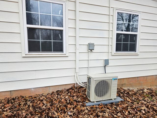 21371 Howell Road, Mountain View, MO 65548