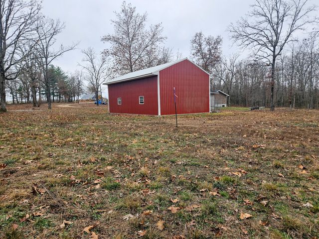 21371 Howell Road, Mountain View, MO 65548