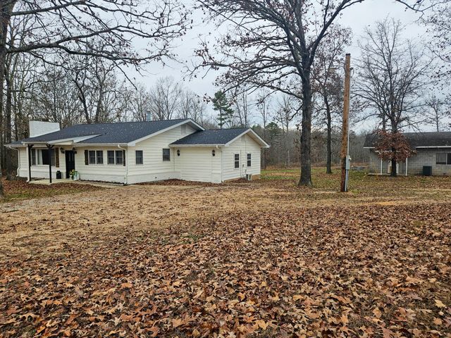21371 Howell Road, Mountain View, MO 65548