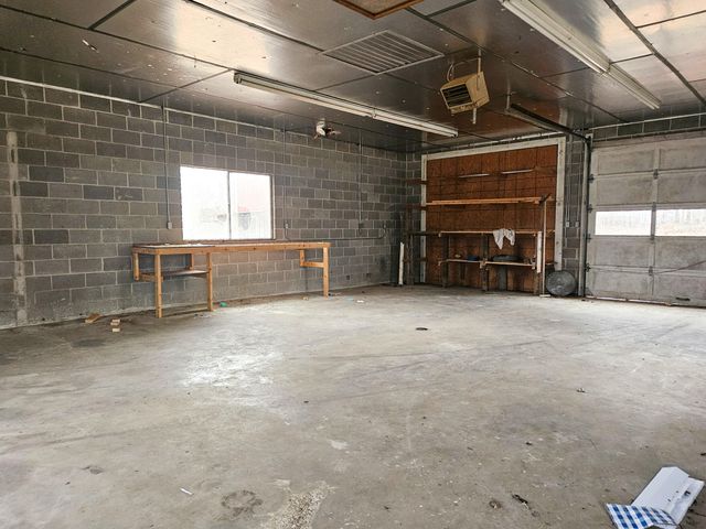 21371 Howell Road, Mountain View, MO 65548