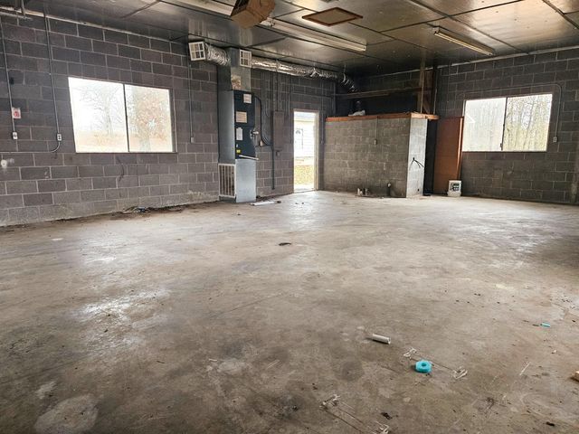 21371 Howell Road, Mountain View, MO 65548