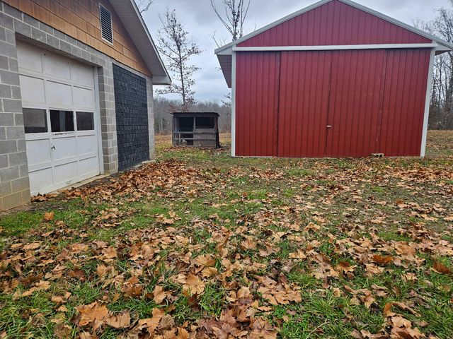 21371 Howell Road, Mountain View, MO 65548