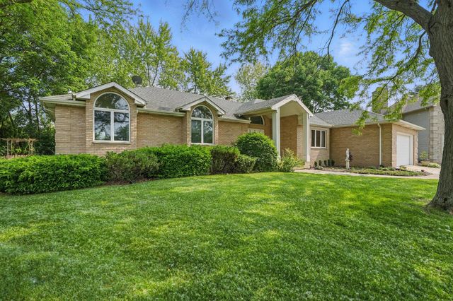20 E 76th Avenue, Schererville, IN 46375
