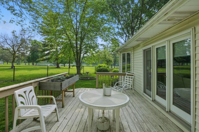 20 E 76th Avenue, Schererville, IN 46375