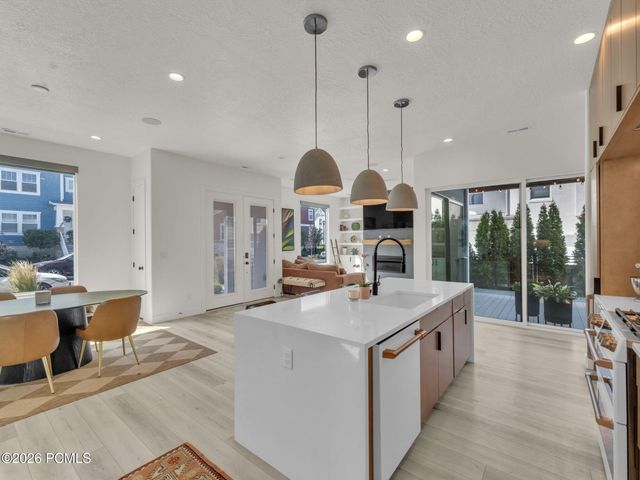 11609 S Dorian Drive, South Jordan, UT 84009