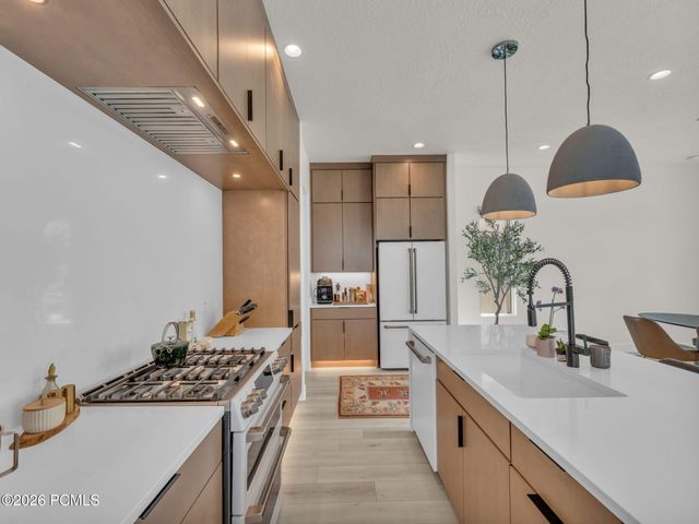 11609 S Dorian Drive, South Jordan, UT 84009