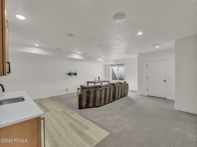 11609 S Dorian Drive, South Jordan, UT 84009