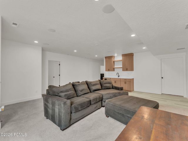 11609 S Dorian Drive, South Jordan, UT 84009
