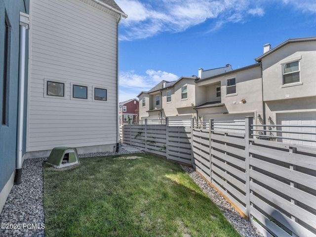 11609 S Dorian Drive, South Jordan, UT 84009