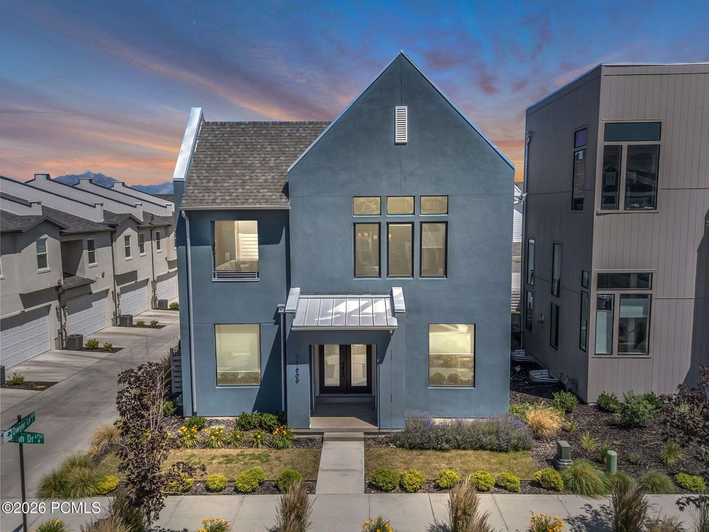 11609 S Dorian Drive, South Jordan, UT 84009