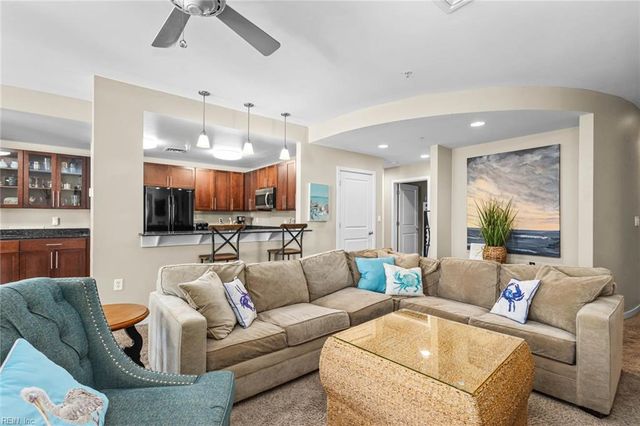 3700 Sandpiper Rd Apt 223, Virginia Beach, VA 23456