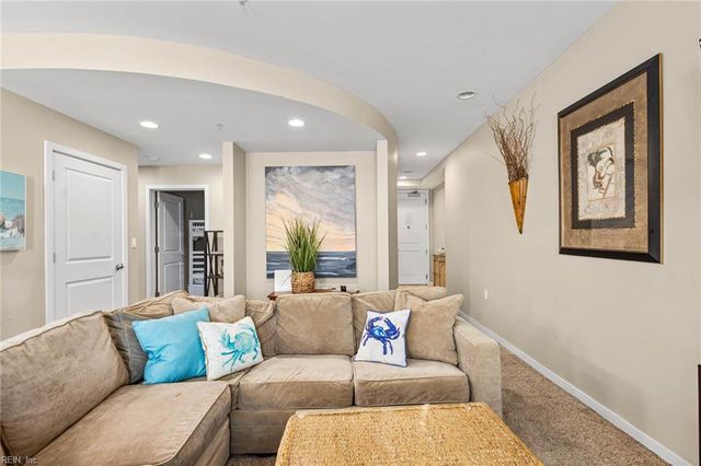 3700 Sandpiper Rd Apt 223, Virginia Beach, VA 23456