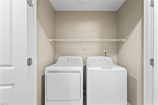 3700 Sandpiper Rd Apt 223, Virginia Beach, VA 23456